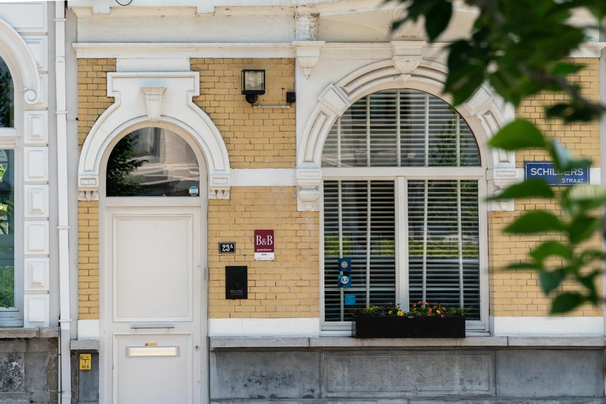 Antwerp Museum Suites Bagian luar foto