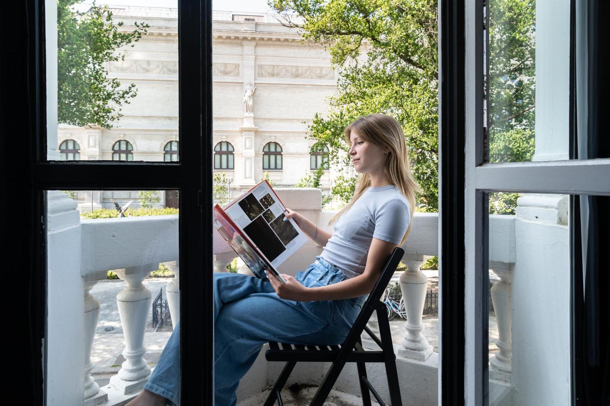 Antwerp Museum Suites Bagian luar foto